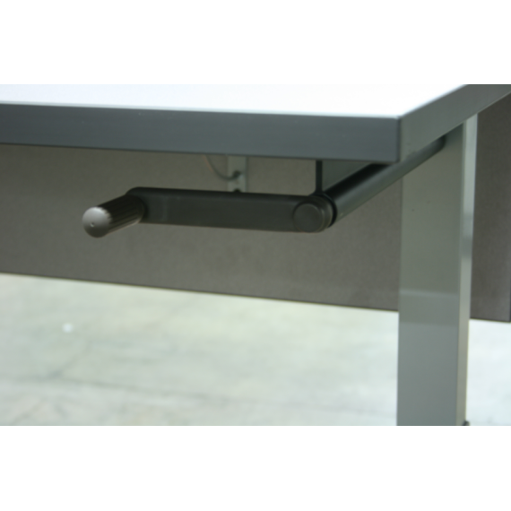 Porter Adjustable Height Desk - mediatechnologies