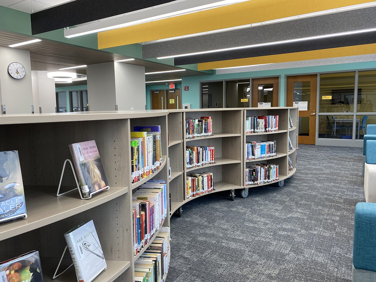 Hinsdale South High School Gallery mediatechnologies