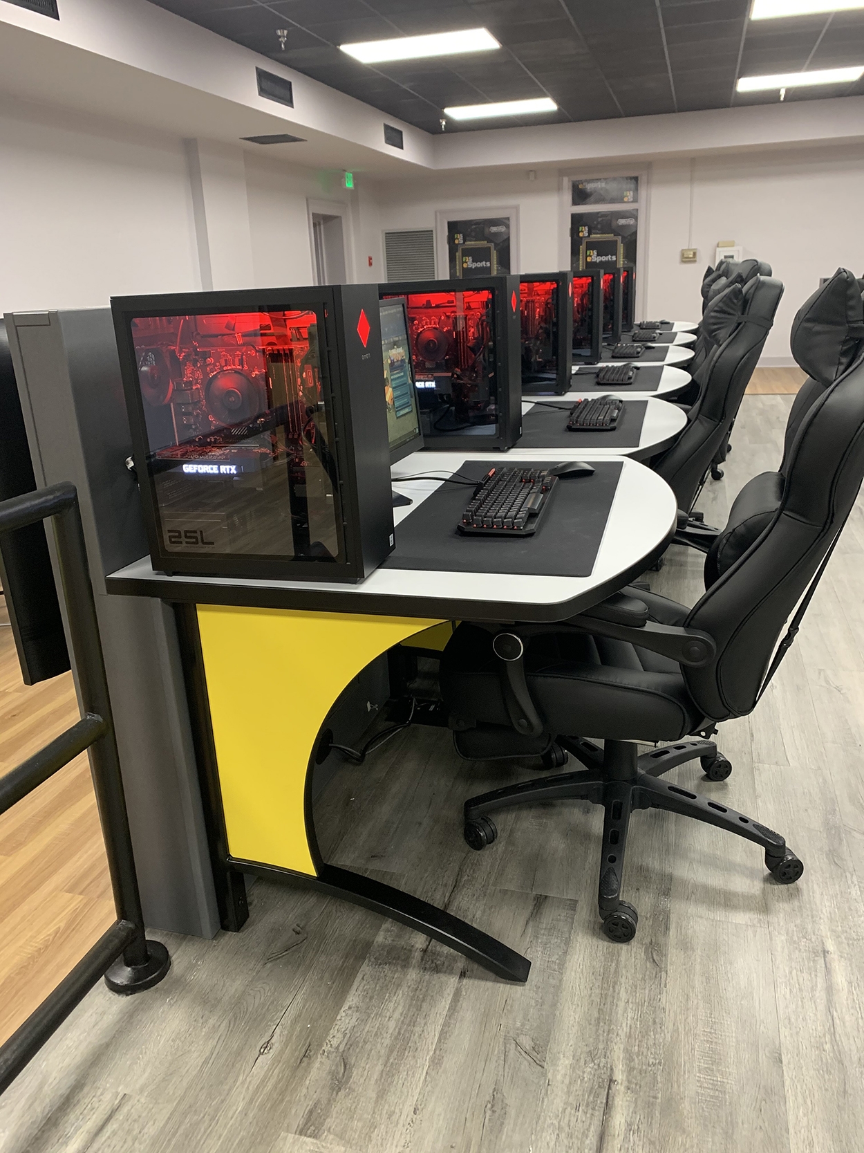 eSports gaming technology furniture mediatechnologies